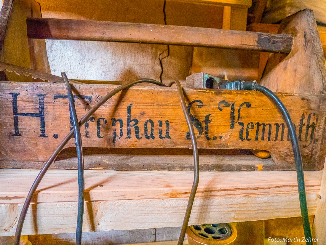 Foto: Martin Zehrer - Wer kennt H. Trepkau aus Kemnath noch?<br />
<br />
Diese alte Werkzeugkiste entdeckte ich beim Antik-Sammler Turbanisch aus Kemnath... 