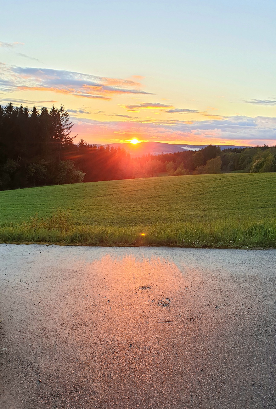 Foto: Martin Zehrer - Abend-Schön... mit meiner Sonne unterwegs :-) 