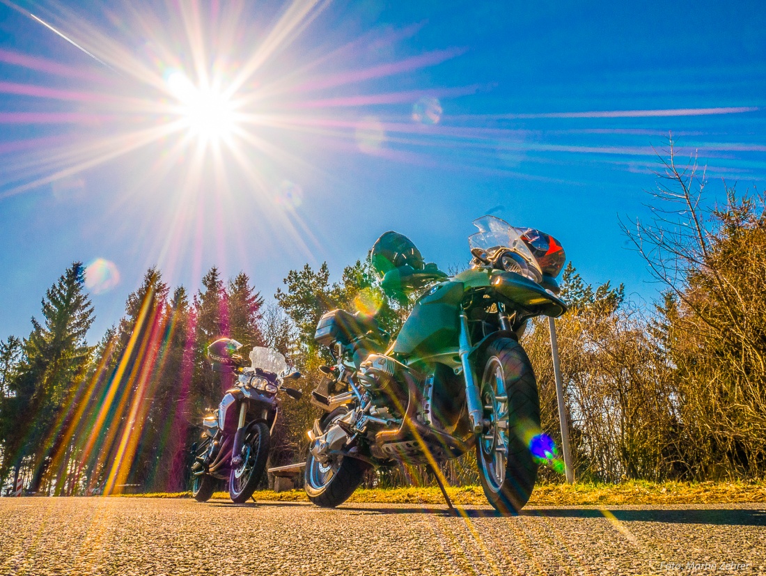 Foto: Martin Zehrer - Mit den BMWs unterwegs - 7. April 2018 - Perfekt für die erste Frühlingstour! 