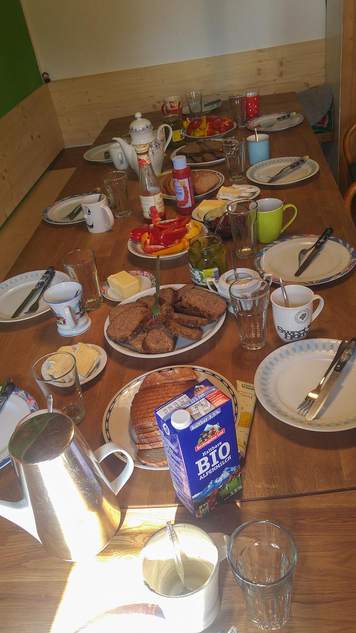 Foto: Martin Zehrer - Halbzeit ist Brotzeit :-) 