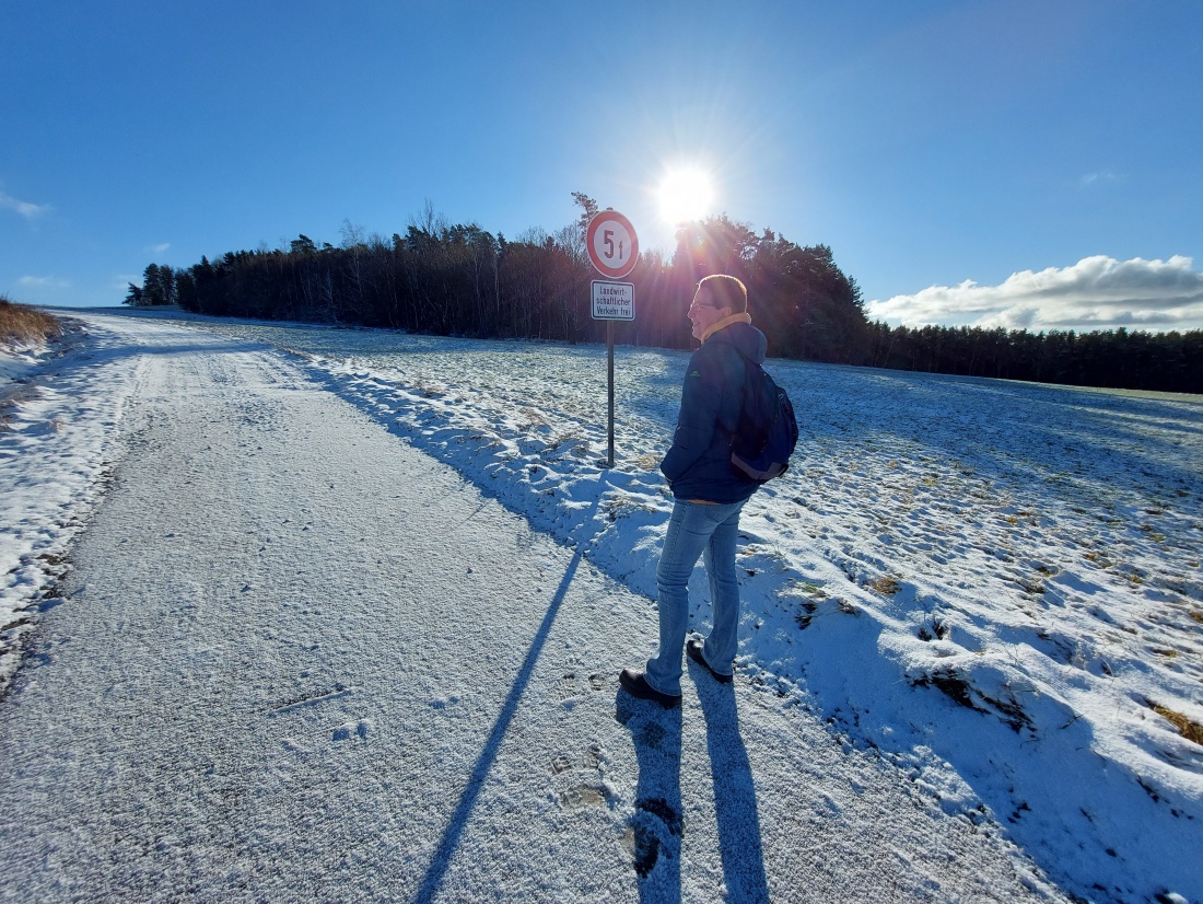 Foto: Martin Zehrer - Herrliche Winter-Wanderung zum waldecker Schlossberg.<br />
Sonne, blauer Himmel und ein Rucksack mit guter Brotzeit.<br />
Was für ein wunderschöner Tag zu zweit! :-) 