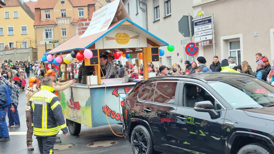 Foto: Martin Zehrer - Gigantischer Faschingszug durch Pressath, Helau - Was für eine stimmungsvolle Gaudi!!!<br />
 