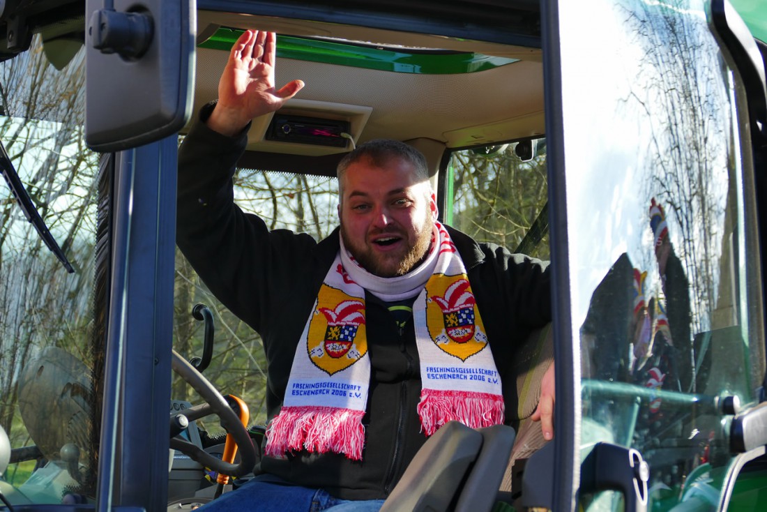 Foto: Martin Zehrer - Faschingsgesellschaft Eschenbach - Helau!!!<br />
<br />
44. Faschingszug durch Waldeck am 7. Februar 2016!<br />
<br />
Tanzen, lachen und Gaudi machen ;-)<br />
<br />
Viele Gaudiwagen und unzählige 