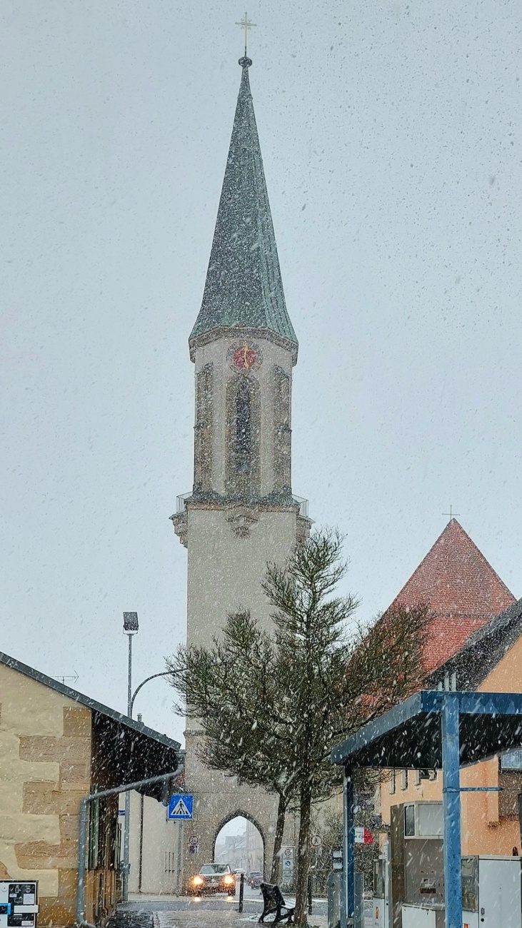 Foto: Martin Zehrer - Kurz mal Schneeschauer am 25. Februar 2023 in Kemnath.  