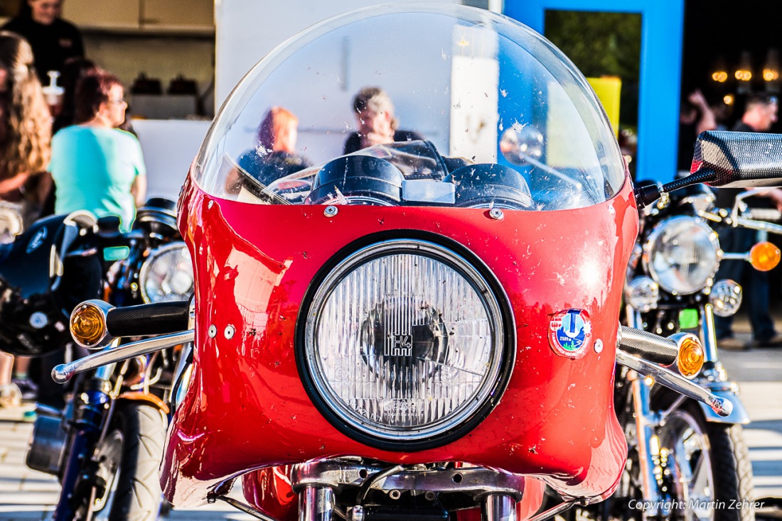 Foto: Martin Zehrer - Laverda-Treffen in der Lumperer-Hall in Trabitz. Ca. 60 Motorräder der italienischen Marke Laverda trafen sich am Wochenende vom 6. bis zum 8. Mai zum gemütlichen Beisamm 