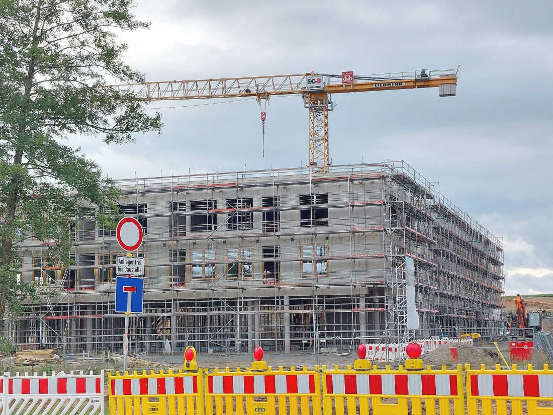 Foto: Martin Zehrer - Neue Realschule in Kemnath wächst weiter... 