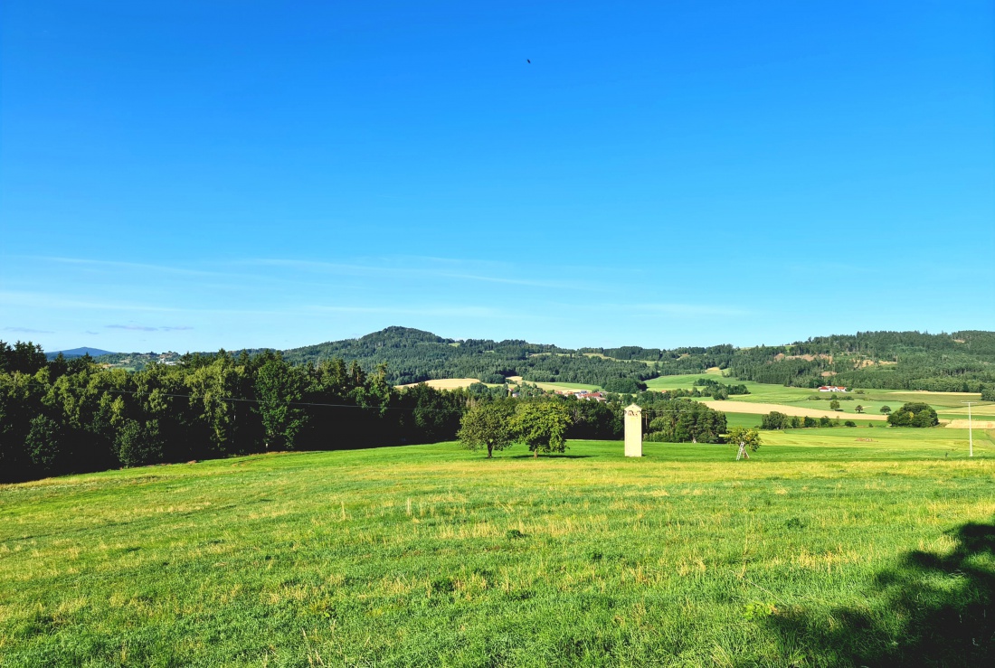 Foto: Maria - Auf dem Weg zum Anzenstein und der herrliche Blick über das wunderschöne kemnather Land  