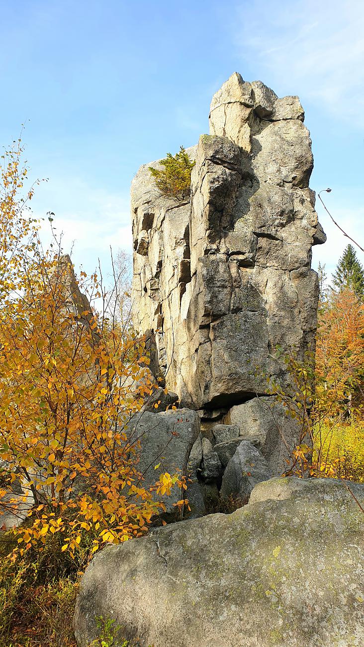 Foto: Martin Zehrer - Monumentale Steingebilde im Steinwald. Hier wird das Wandern zum Erlebnis ;-) 