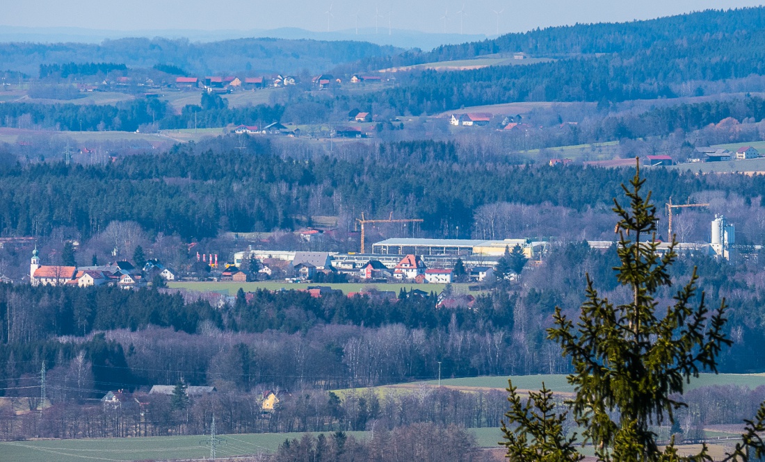 Foto: Martin Zehrer - Die Firma Markgraf in Immenreuth, vom Armesberg aus gesehen :-) 