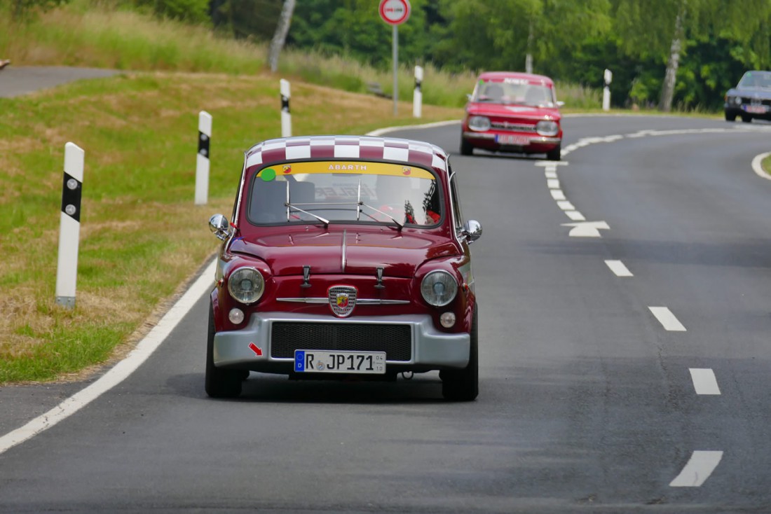 Foto: Martin Zehrer - Friedenfelser Berg-Classic... Prinz, Käfer, steyr daimler puch, bmw, vw, audi, opel und noch viele andere Fahrzeughersteller erklommen am 13. und 14. Juni 2015 mit entspr 