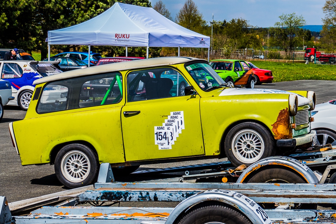 Foto: Martin Zehrer - Trabant beim Slalom-Rennen in Speichersdorf auf dem Flugplatz... Top-Ost-Geschoß! Mehr dazu im Video! 