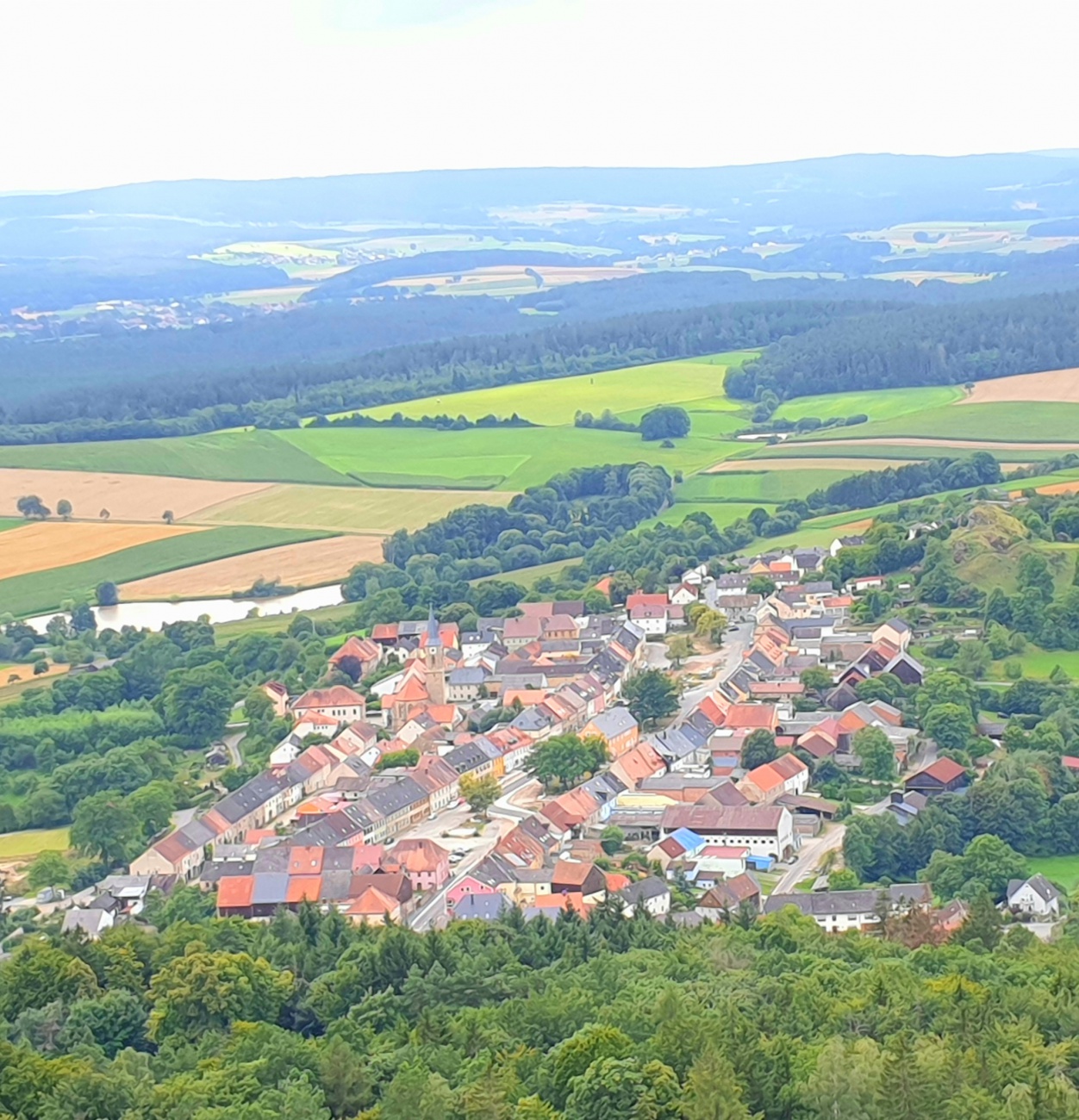 Foto: Martin Zehrer - Neustadt am Kulm vom Rauhen Kulm aus gesehen :-) 