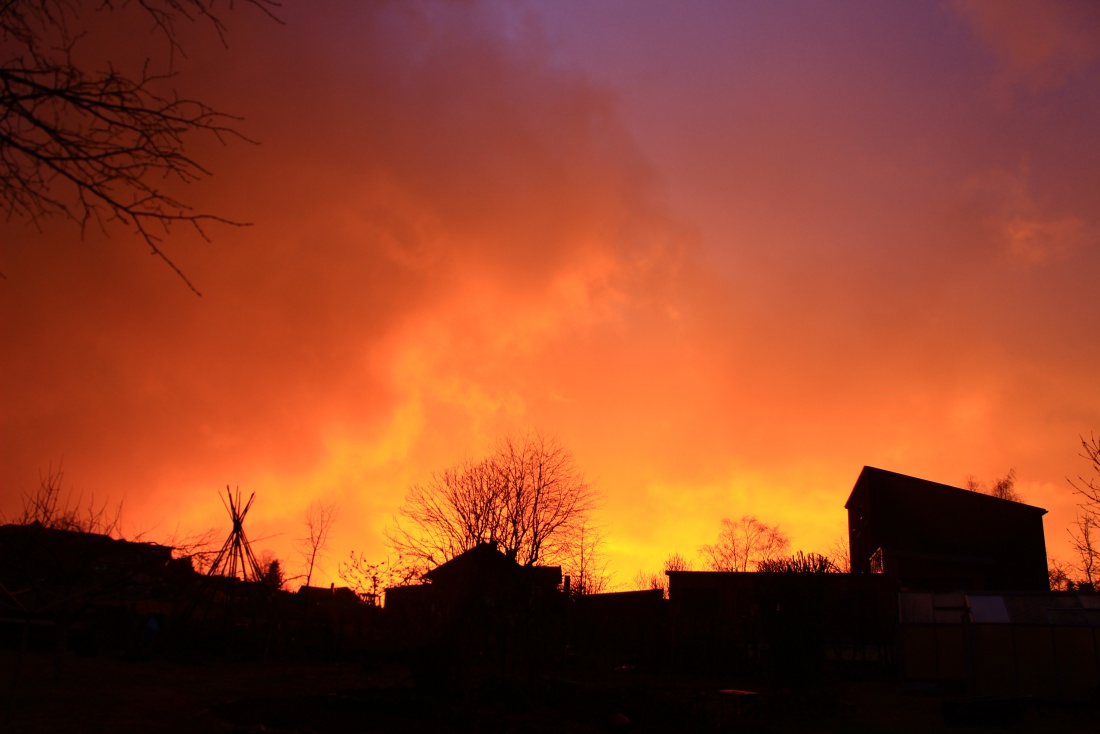 Foto: Joshua Richter - Abendfeuer am Horizont 