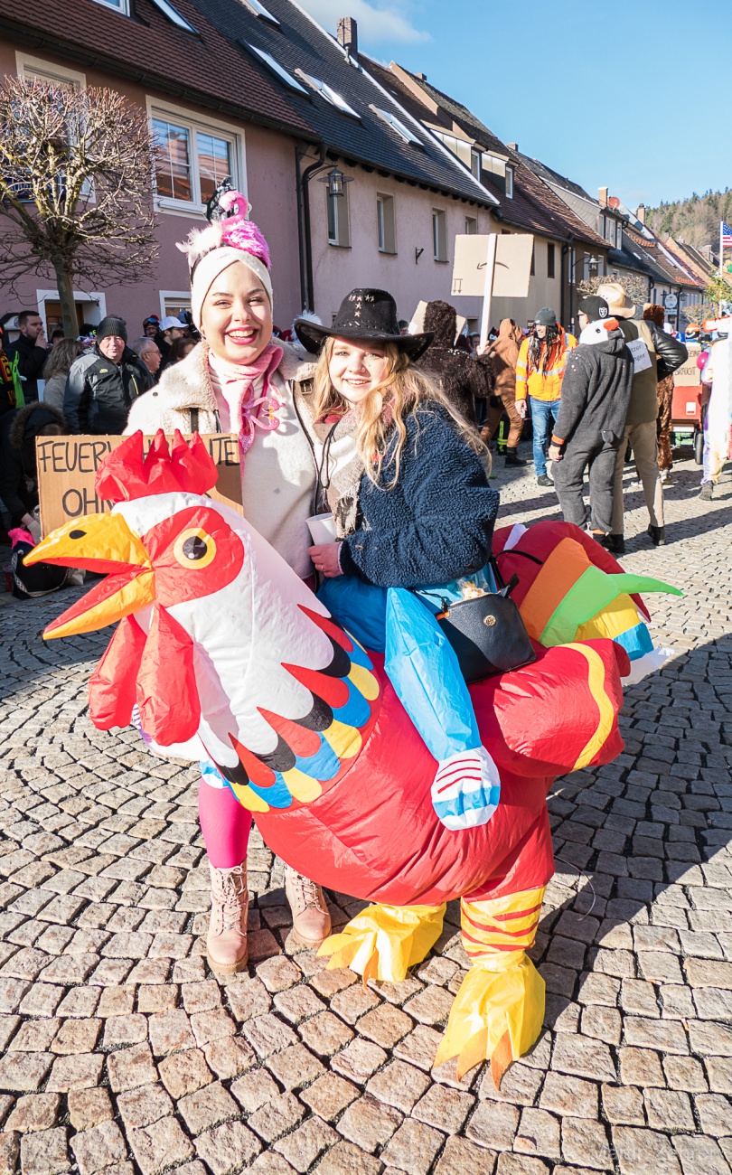 Faschingszug durch Waldeck 2026 - WCV Helau!!!

Am 15. Februar 2026 war es wieder soweit. Tausende Besucher jubelten den Narren zu, das Wetter wurde wie bestellt, wunderschön. Die Sonne strahlte und alle Menschen waren voller Faschings-Laune. WCV Helau!!!!
