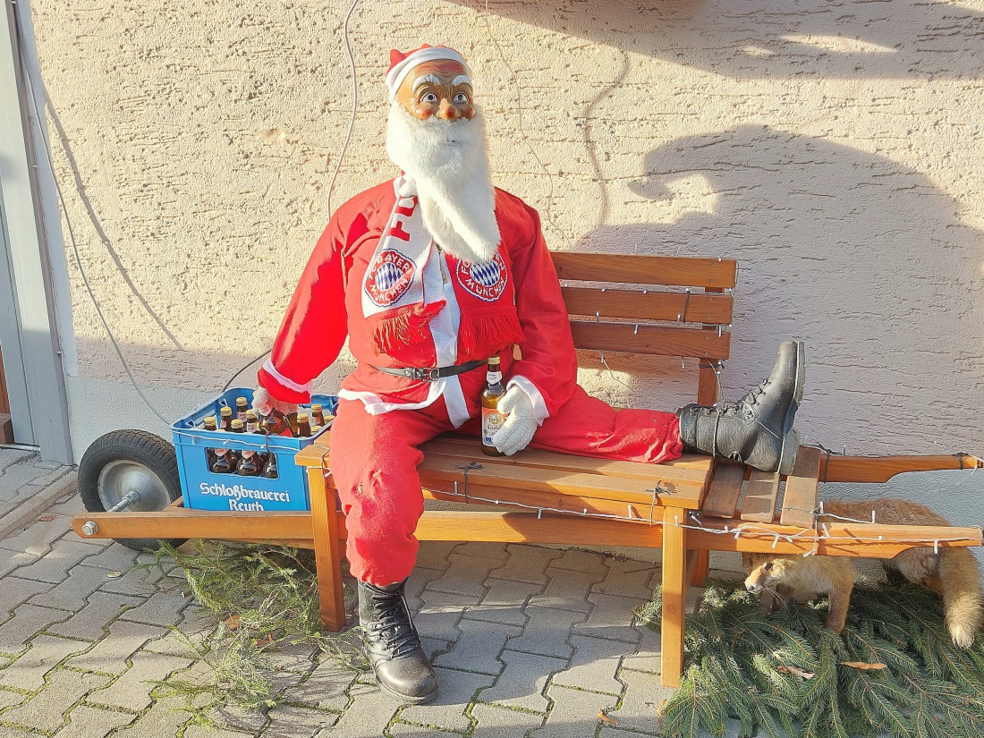 Foto: Martin Zehrer - Der Nikolaus in Röthenbach... einfach mal ausruhen! :-) 
