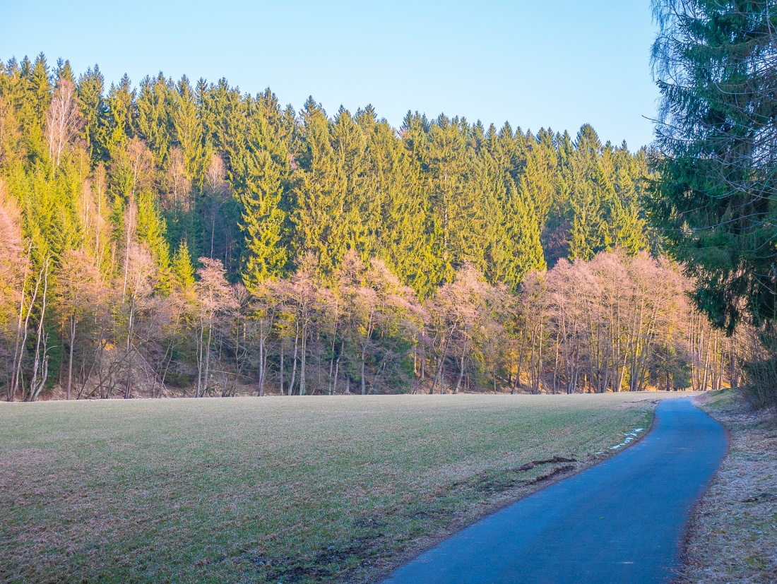 Foto: Martin Zehrer - Die Sonne steht kurz vor dem Untergang... Ein gigantischer Frühlings-Anfangs-Sonntag am 25. März 2018! ,-)<br />
<br />
Radtour mit dem E-Bike von Kemnath über Neusteinreuth nach G 