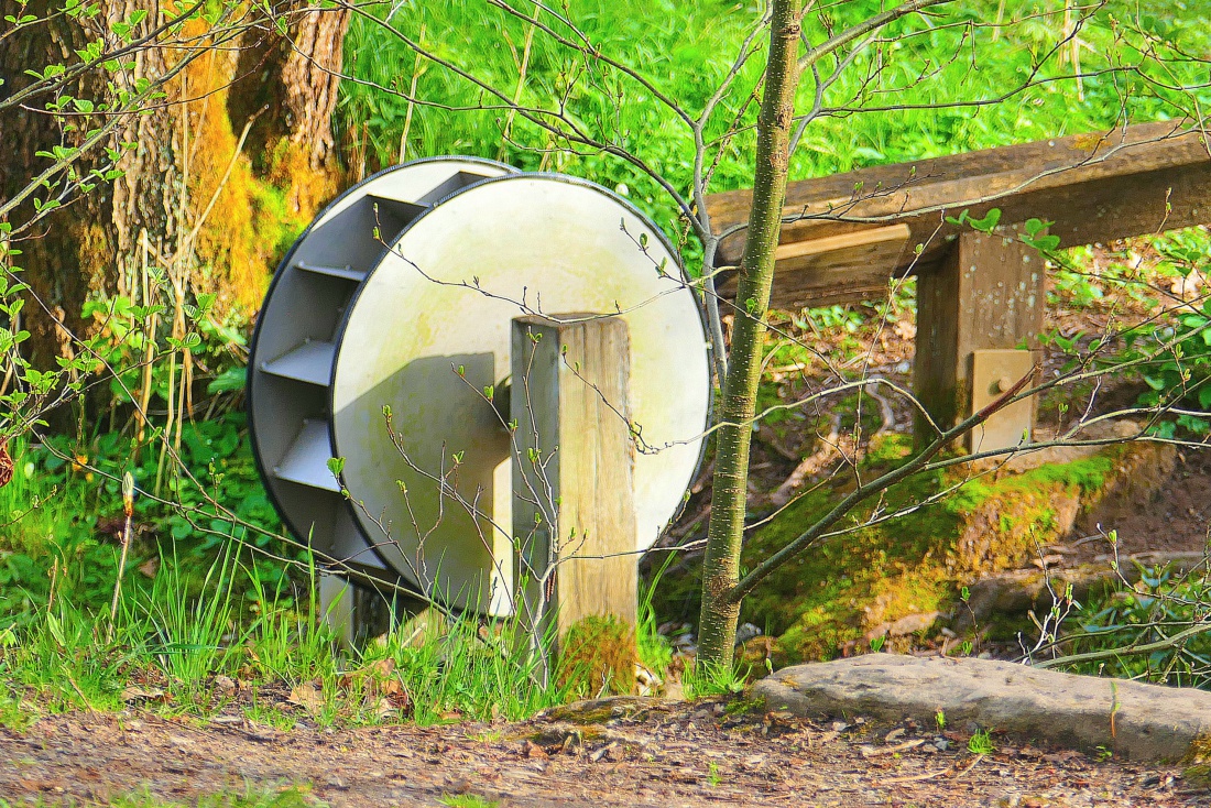 Foto: Martin Zehrer - Ein Wasserrad für Kinder an der Tauritzmühle... 