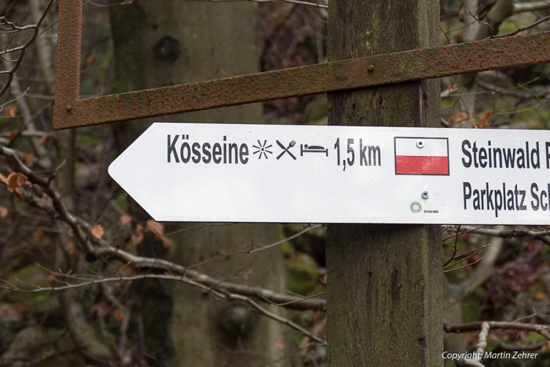 Foto: Martin Zehrer - Los gehts... vom Parkplatz, von der Schurbachseite her, sind es also 1,5km zum Kösseine-Gipfel. Leider war das Wetter sehr nebelig. Oben allerdings ging der Himmel im wah 