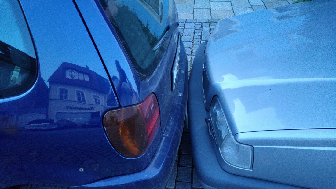 Foto: Martin Zehrer - Parklücke zu eng ;-) 