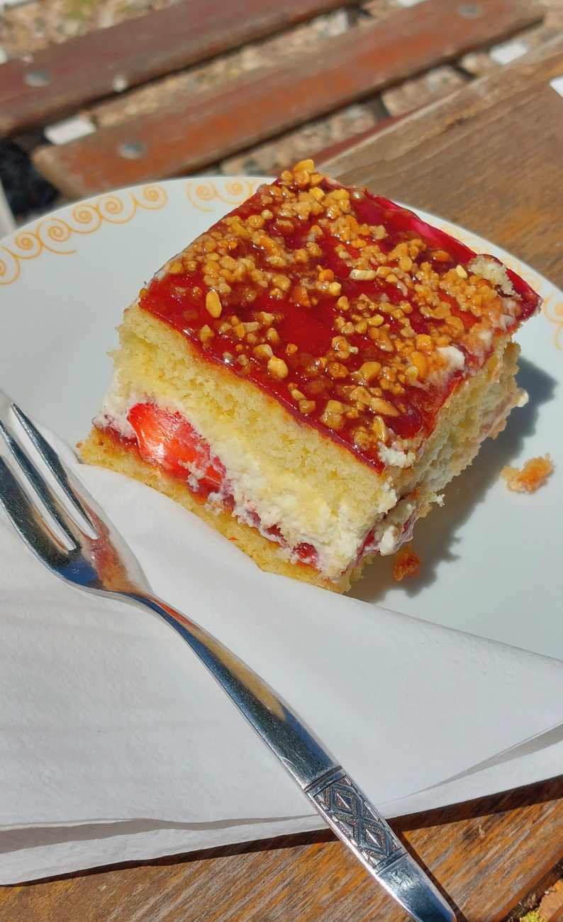 Foto: Martin Zehrer - Lecker Kuchen im Reiserbesen  