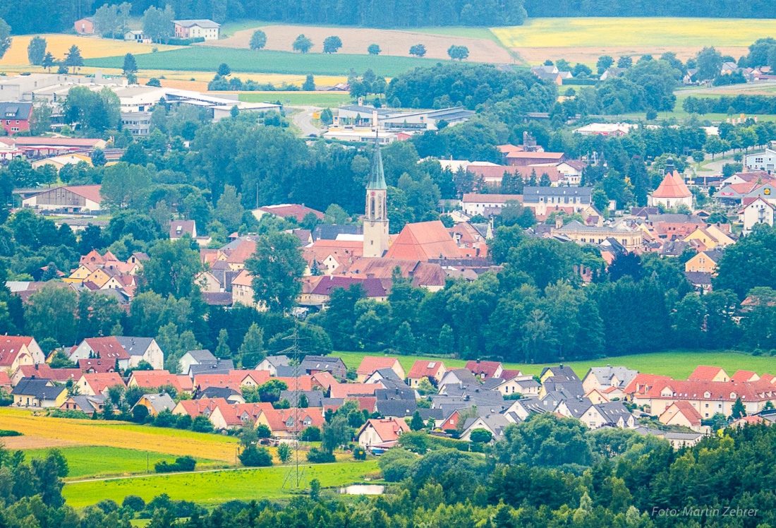 Foto: Martin Zehrer - Kemnath mit Kirchturm vom Armesberg aus fotografiert... 