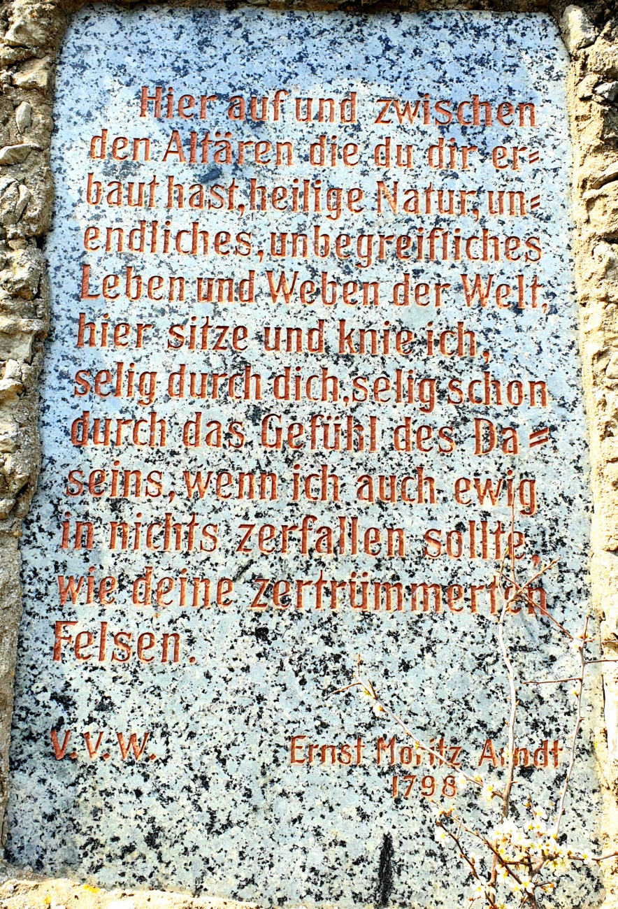 Foto: Martin Zehrer - Diese Steintafel ist am Turm zur Burg Waischenfeld zu finden...<br />
<br />
Unterwegs mit dem Motorrad - Quer durch die wunderschöne Fränkische Schweiz...<br />
 