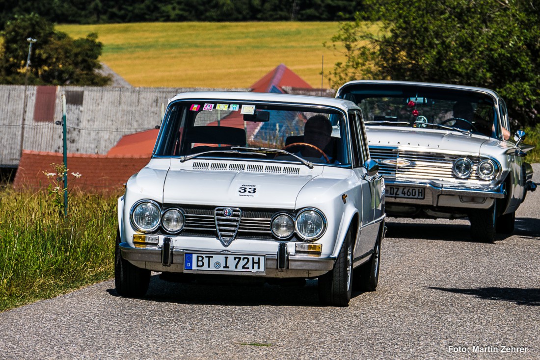 Foto: Martin Zehrer - Was für ein Blick... Ein Alfa auf dem Weg nach ganz oben zum Armesberg hinauf. Gleich gibts einen gemütlichen Stop am Mesnerhaus. 
