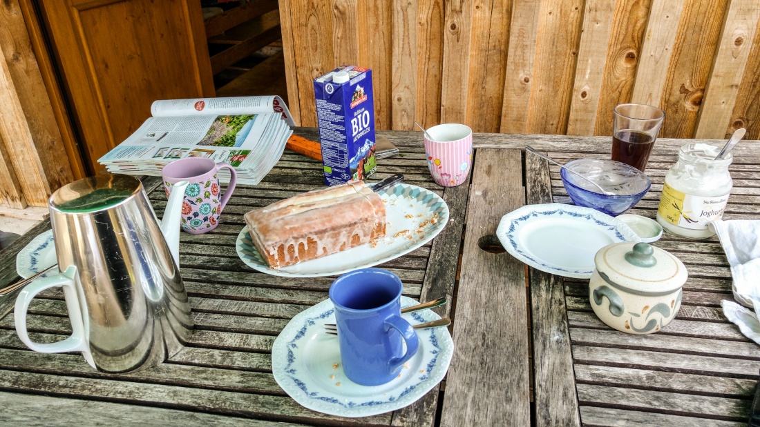 Foto: Martin Zehrer - Zitronenkuchen-Kaffeetrinken... 