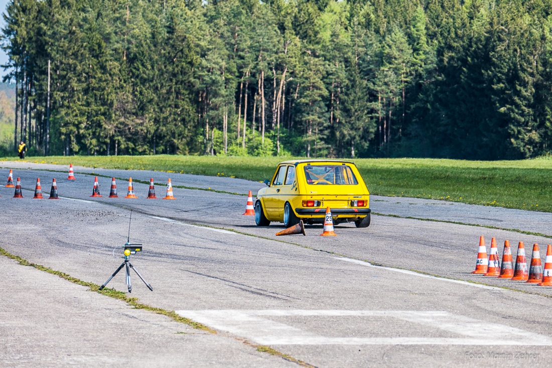 Foto: Martin Zehrer - Fiat 127 Sport - Flugplatz-Slalom Speichersdorf... 