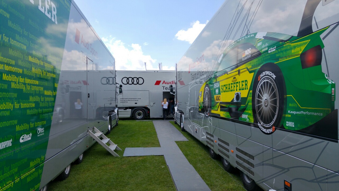 Foto: Martin Zehrer - DTM in Nürnberg am Norisring<br />
- Bei Audi im Fahrerlager... 