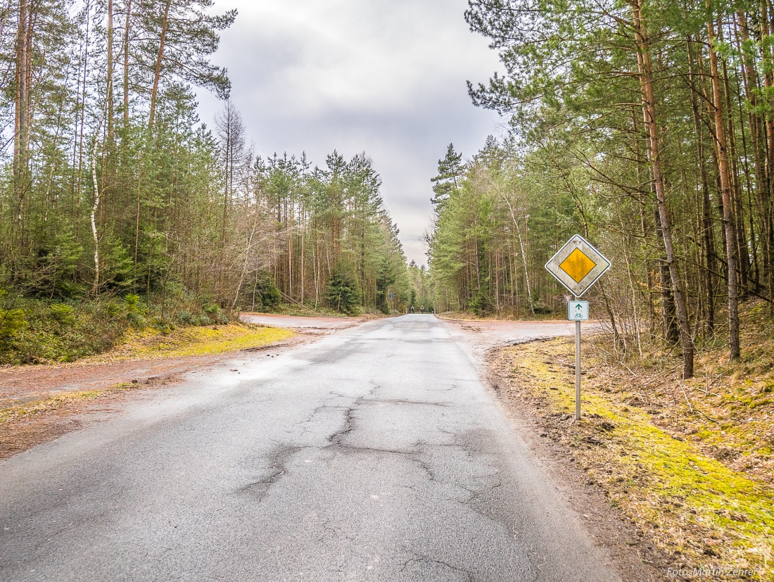 Foto: Martin Zehrer - Die Straße von Atzmannsberg in Richtung Kastl...<br />
<br />
1. Frühlingsradtour am 11. März 2018<br />
<br />
Von Kemnath, Neusteinreuth, Schönreuth, Köglitz, Atzmannsberg, Neuenreuth, Alt 