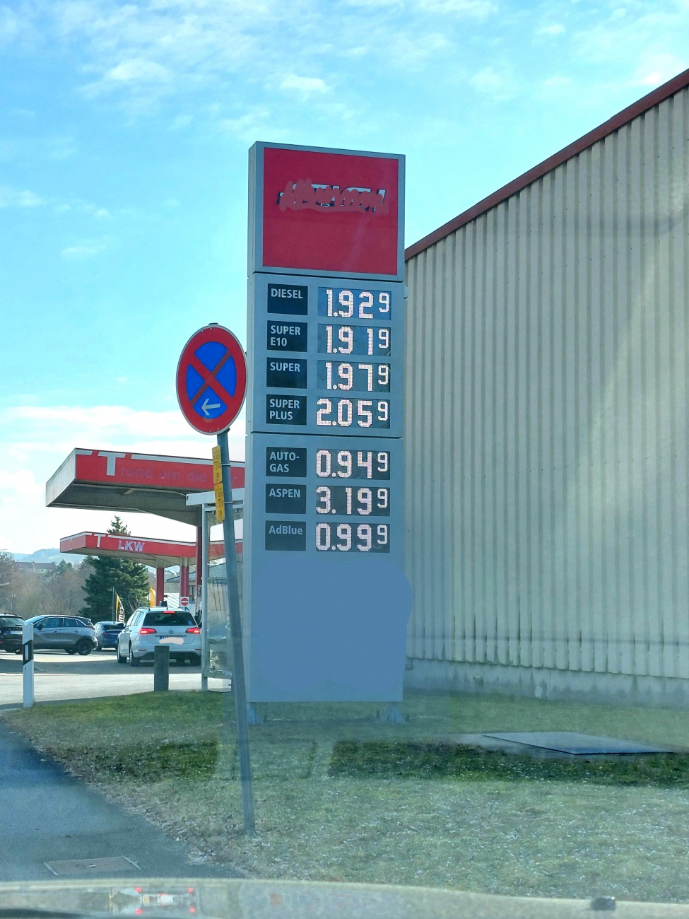 Foto: Martin Zehrer - Diesel und Benzin Preise am 5. März 2022, am Vormittag in Kemnath. 