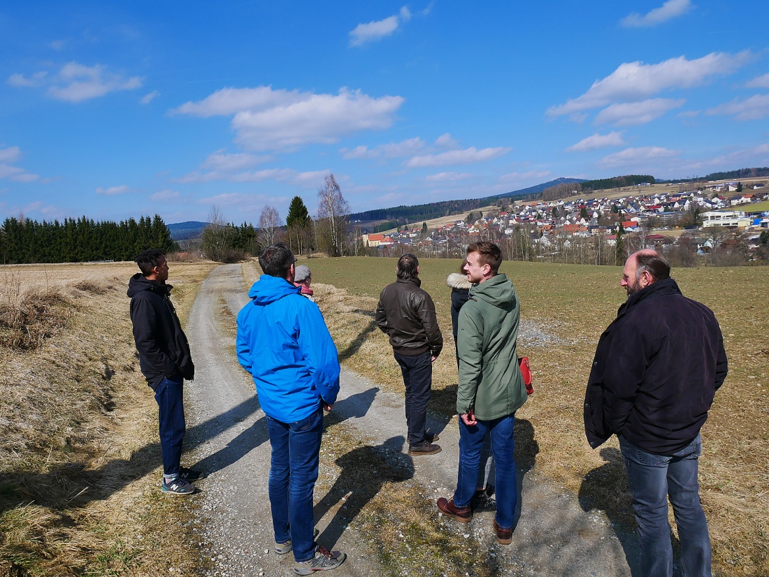 Foto: Martin Zehrer - Über Ebnath... Spaziergang nach Familienfeier! ;-) 