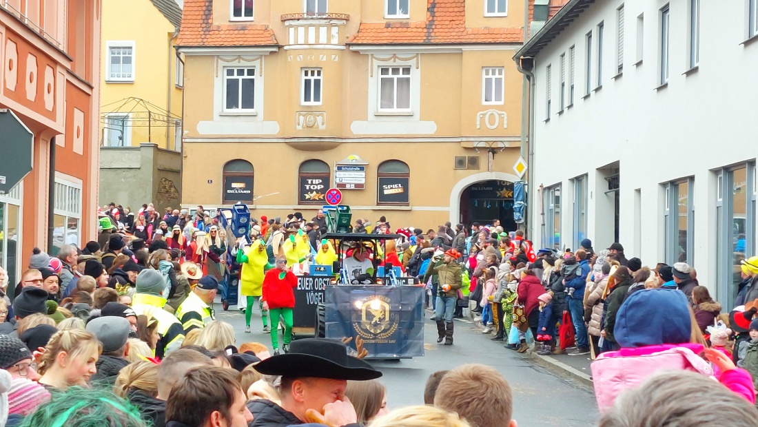 Foto: Martin Zehrer - Gigantischer Faschingszug durch Pressath, Helau - Was für eine stimmungsvolle Gaudi!!! 