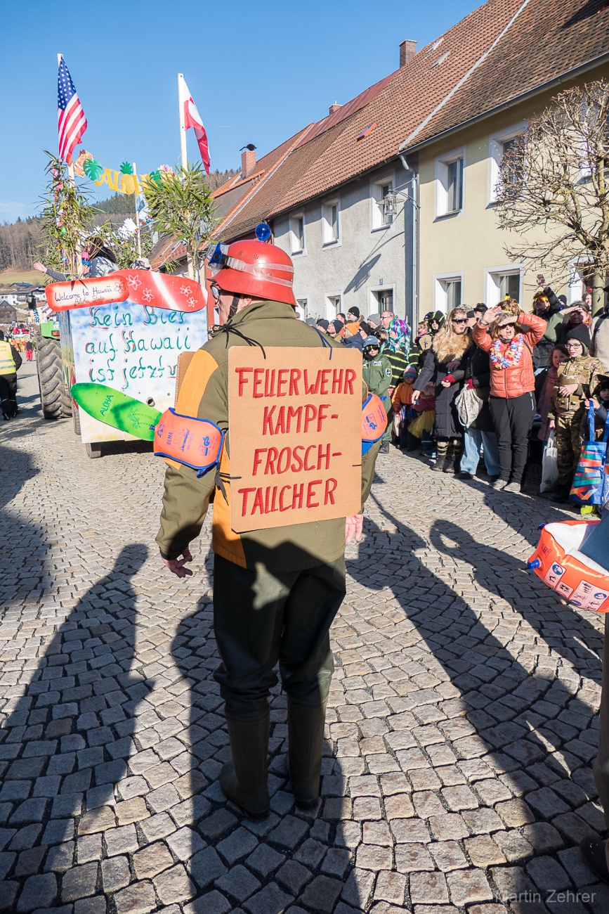 Faschingszug durch Waldeck 2026 - WCV Helau!!!

Am 15. Februar 2026 war es wieder soweit. Tausende Besucher jubelten den Narren zu, das Wetter wurde wie bestellt, wunderschön. Die Sonne strahlte und alle Menschen waren voller Faschings-Laune. WCV Helau!!!!
