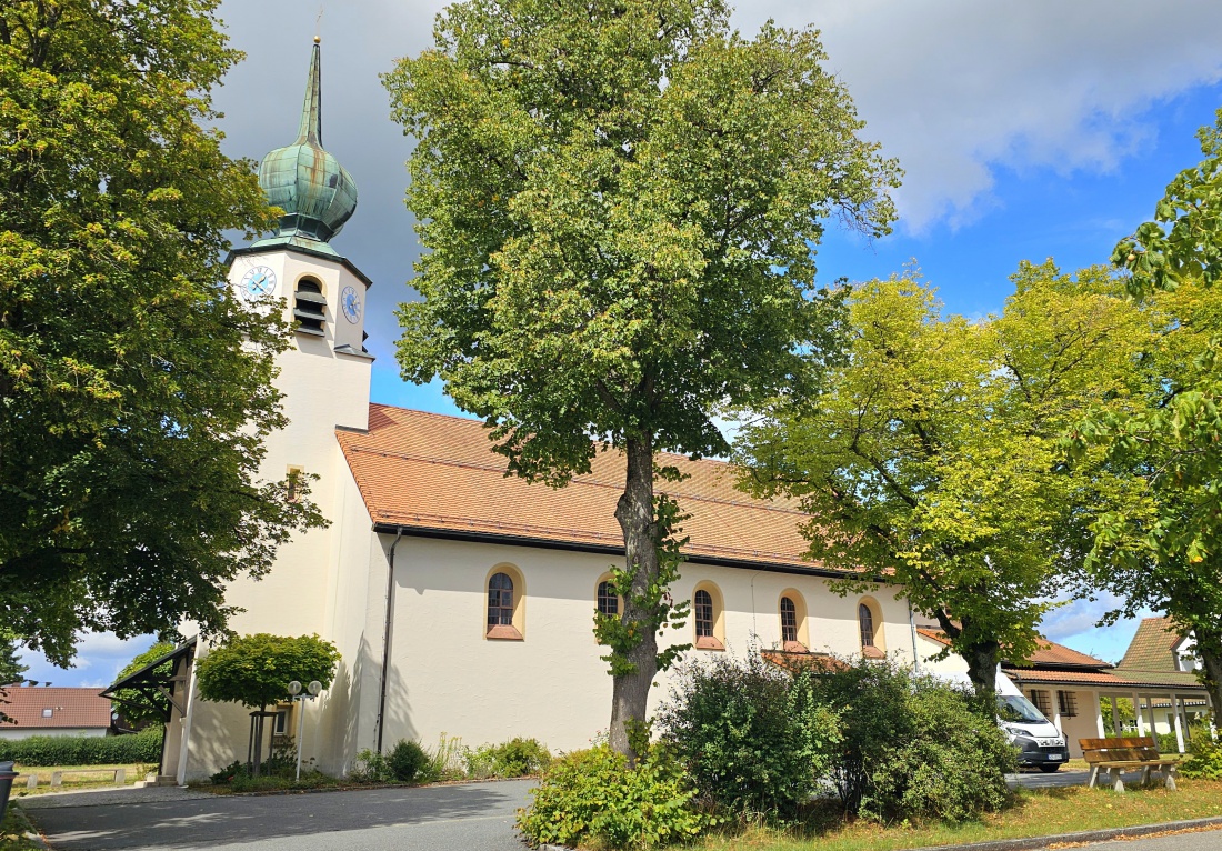 Herz-Jesu-Kirche von Immenreuth...