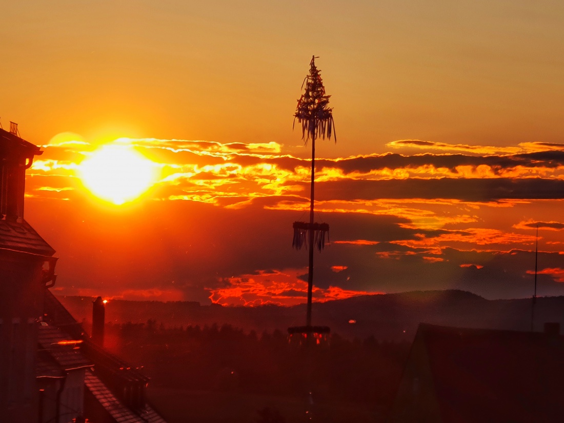 Foto: Martin Zehrer - Unsere wunderschöne Heimat am und um den Schloßberg bei Waldeck... 