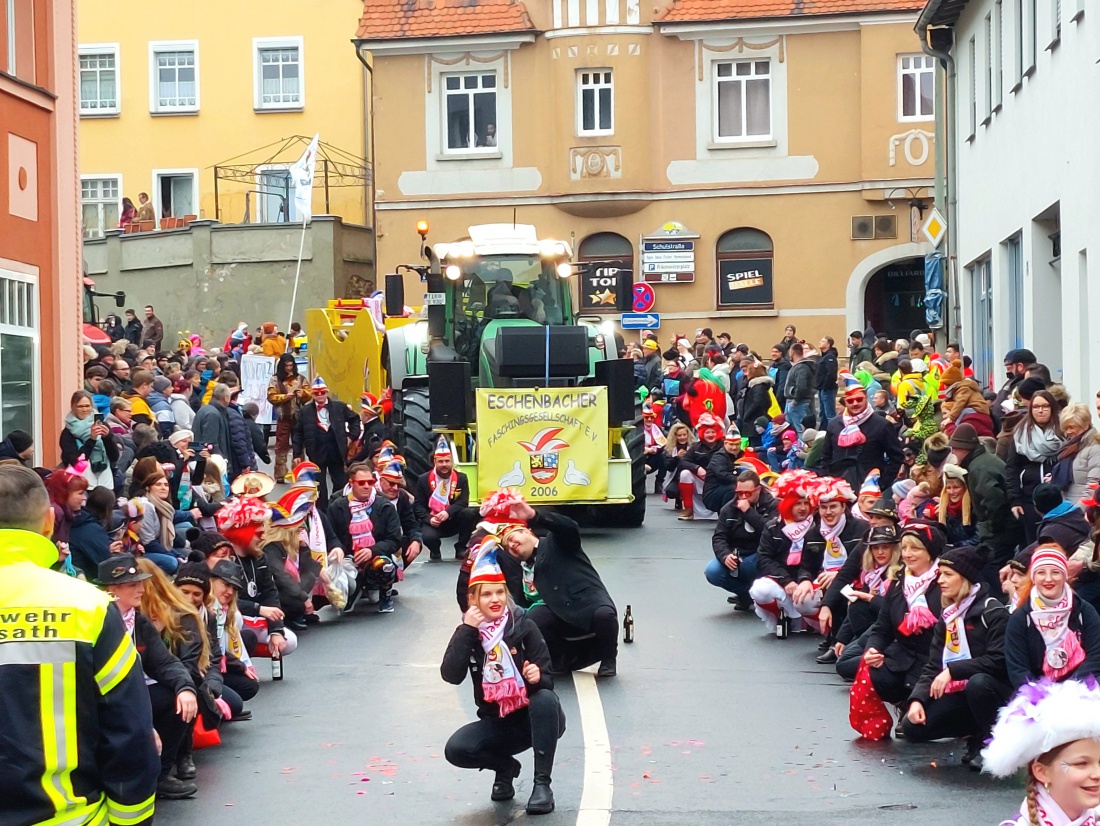 Foto: Martin Zehrer - Gigantischer Faschingszug durch Pressath, Helau - Was für eine stimmungsvolle Gaudi!!! 