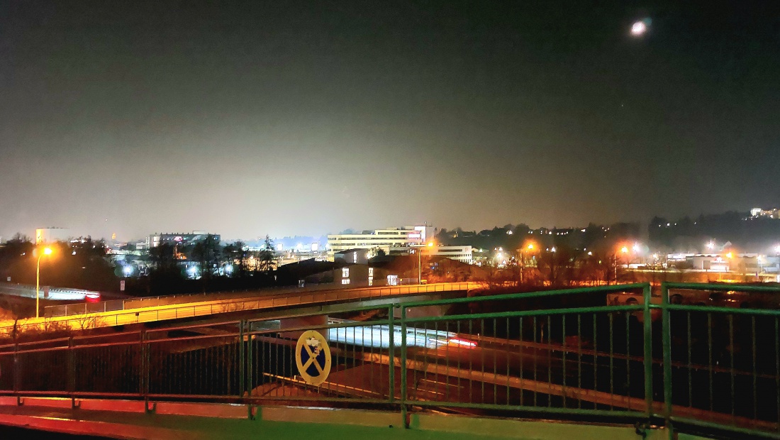 Bindlach/Bayreuth bei Nacht...

Beim Chinesen!