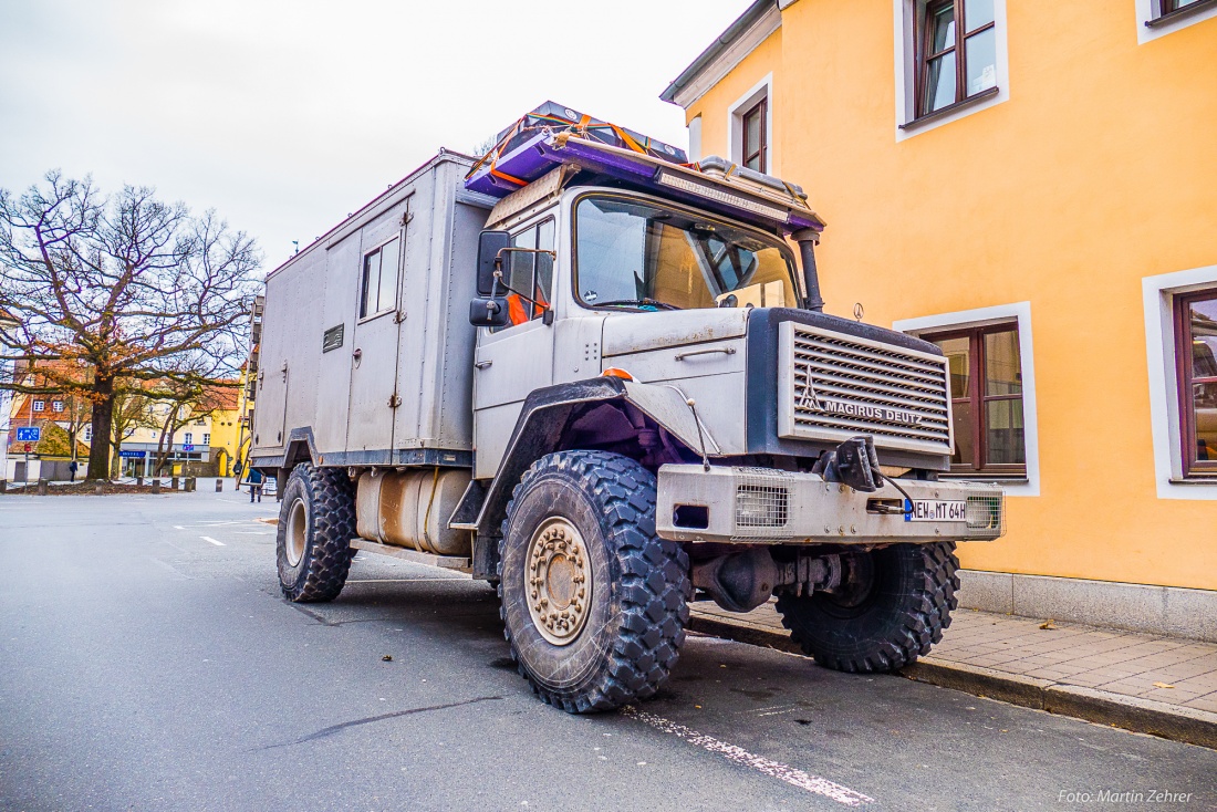 Foto: Martin Zehrer - Quer durch die Wüste - Was für eine Schönheit!!! ;-)<br />
<br />
Gerade aus Marokko zurück. Ein Magirus-Wohnmobil mit luftgekühltem V6-Dieselmotor. Die Leistung beträgt gut über 1 