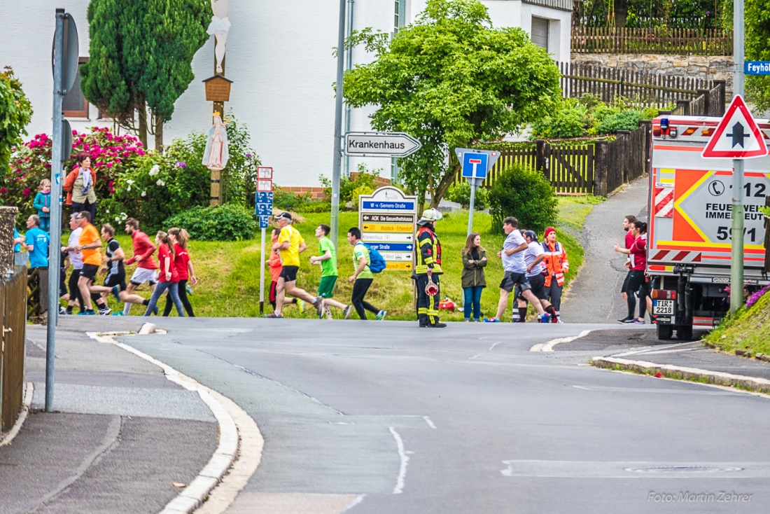 Foto: Martin Zehrer - An vielen Orten in Kemnath waren die Sportler zu sehen...<br />
<br />
Nofi-Lauf 2017: Start am Stadtplatz und Ziel beim Siemens... 5,9 Kilometer durch Kemnath und rund herum. Mehr 