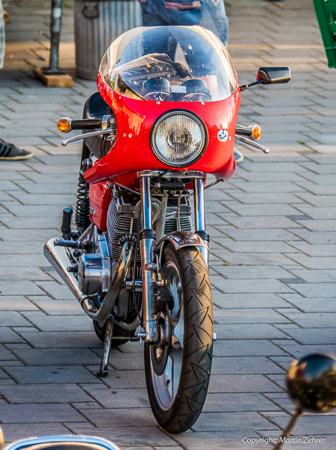 Foto: Martin Zehrer - Laverda-Treffen in der Lumperer-Hall in Trabitz. Ca. 60 Motorräder der italienischen Marke Laverda trafen sich am Wochenende vom 6. bis zum 8. Mai zum gemütlichen Beisamm 