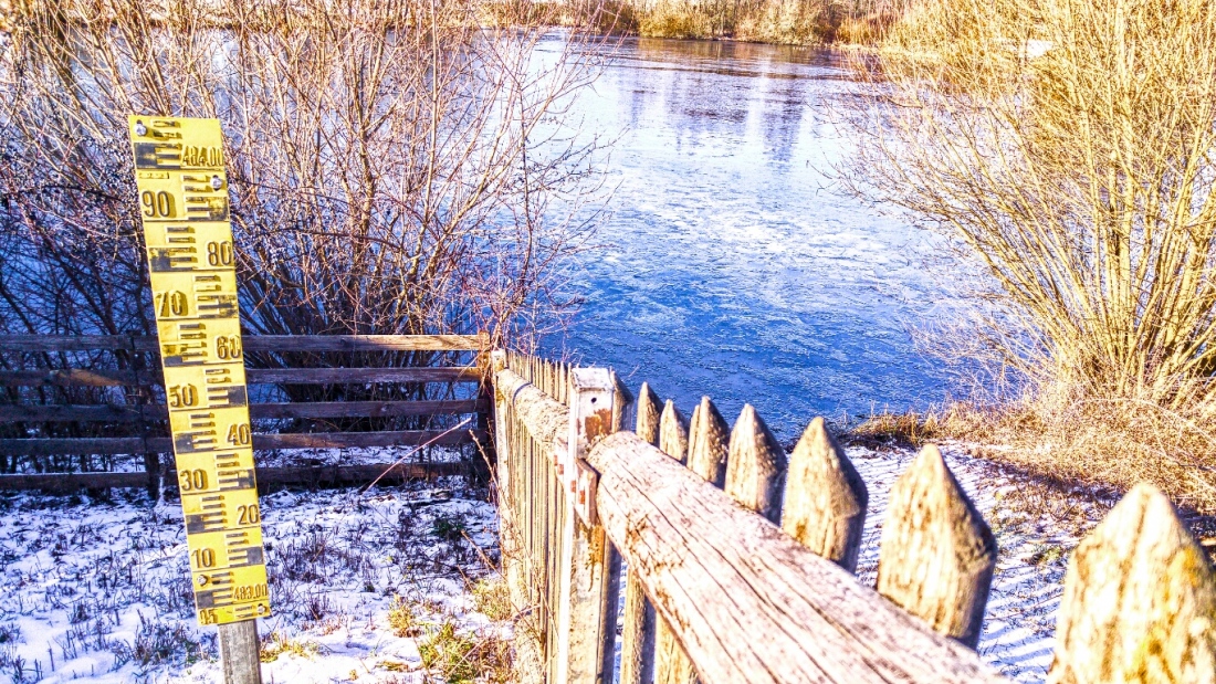 Foto: Martin Zehrer - Da ist noch Platz nach oben...<br />
<br />
Am kulmainer Stausee... Die vergangene Nacht hatte es ca. minus 8 Grad, das Wetter heute ist gigantisch. <br />
Wer hier her kommt, erlebt ei 