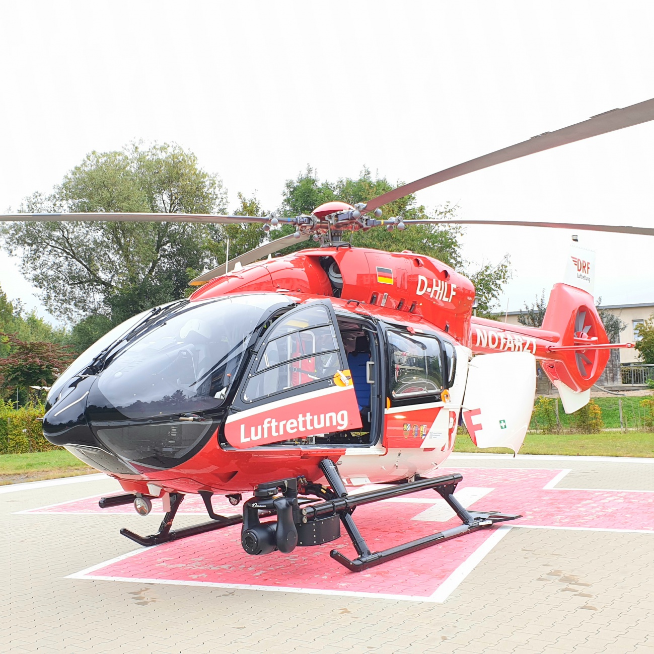 Foto: Martin Zehrer - Rettungshubschrauber in Kemnath gelandet...<br />
<br />
Bilder mit freundlicher Genehmigung durch den Piloten! 