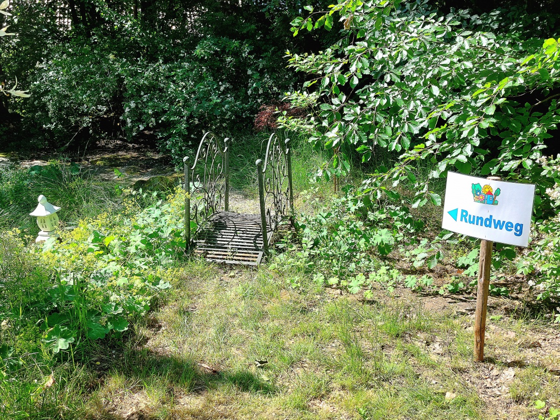 Foto: Martin Zehrer - Tag der offenen Gartentür in Neusorg...<br />
<br />
Auf Entdeckungsreise im wunderschönen Garten-Paradies der Familie Gerhardinger-Dauber... 