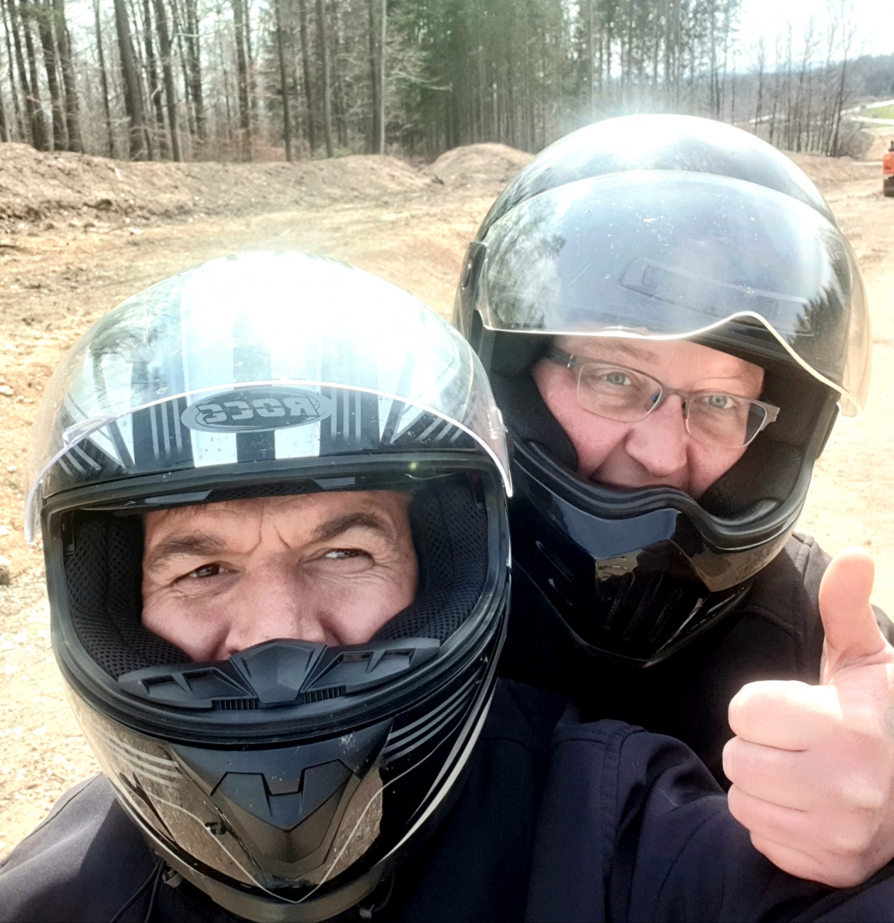 Foto: Martin Zehrer - Unterwegs - erste Ausfahrt mit dem Motorrad... genial!!! :-) 