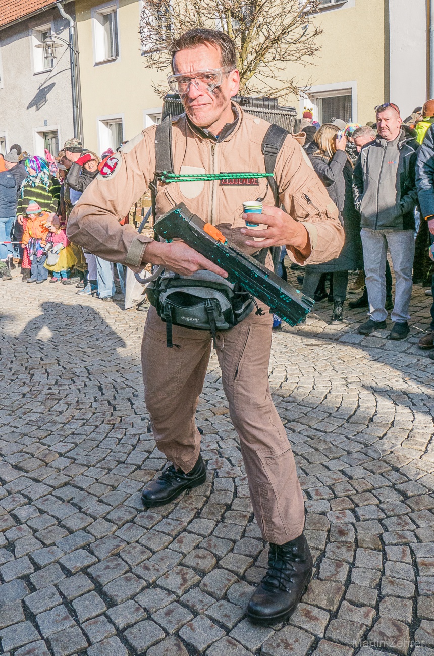 Faschingszug durch Waldeck 2026 - WCV Helau!!!

Am 15. Februar 2026 war es wieder soweit. Tausende Besucher jubelten den Narren zu, das Wetter wurde wie bestellt, wunderschön. Die Sonne strahlte und alle Menschen waren voller Faschings-Laune. WCV Helau!!!!
