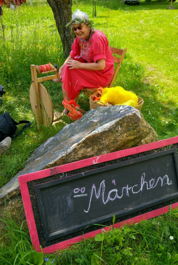Foto: Martin Zehrer - Märchen für jung und alt - wunderbar... Gesehen beim Kräuterfest am Grassemann 