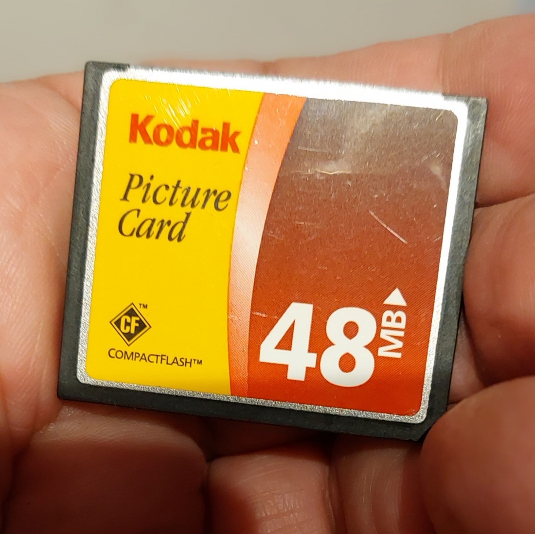 Foto: Martin Zehrer - Historische Speicherkarte, ca. 20 Jahre alt. Kodak Picture-Card aus einer Kodak Digitalkamera der ersten Stunde...<br />
PS: 48MB und nicht GB!!! 