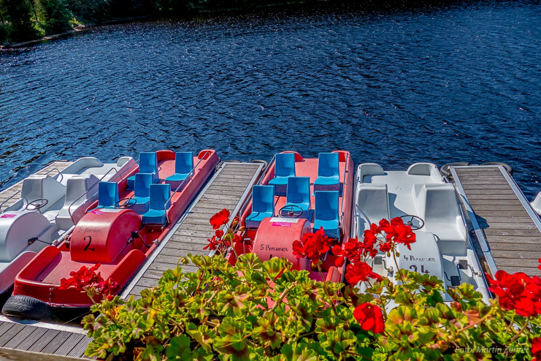 Foto: Martin Zehrer - Der Bootsverleih am Fichtelsee... einfach mal lospaddeln ;-) 